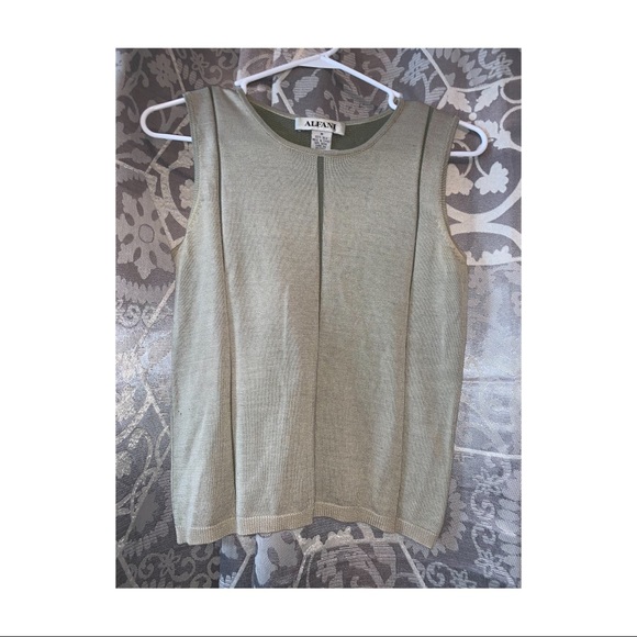 Tank top - Picture 1 of 1